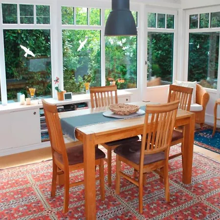 Reetdachhaus In Burhave Dom wakacyjny *